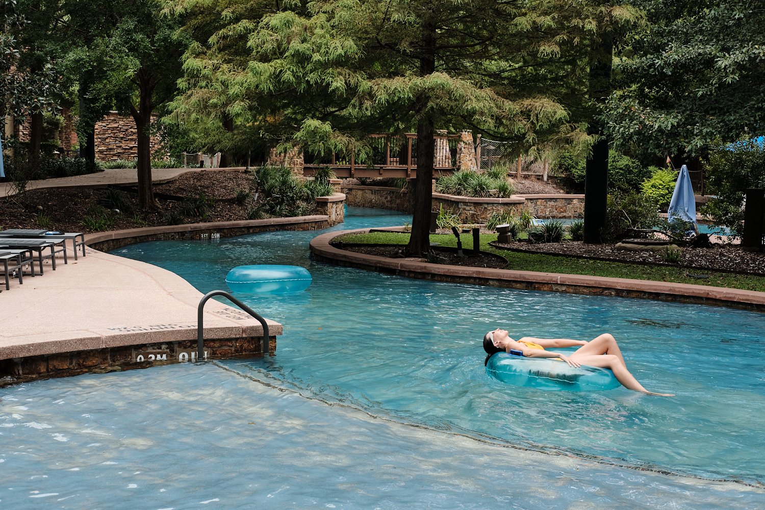 Behind the scenes 6 on the Dream, Delight, Discover shoot for The Woodlands Resort